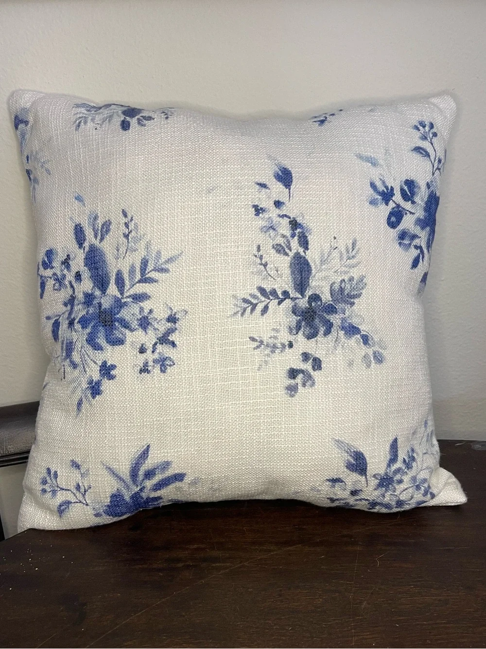 Sonoma Accent Pillow White Blue Floral Striped 18”x18” Square Throw Traditional